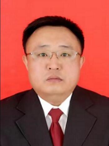 張曉東(山西省沁源縣政府黨組成員、政府辦公室主任) 張曉東(山西省沁源縣政府黨組成員、政府辦公室主任)
