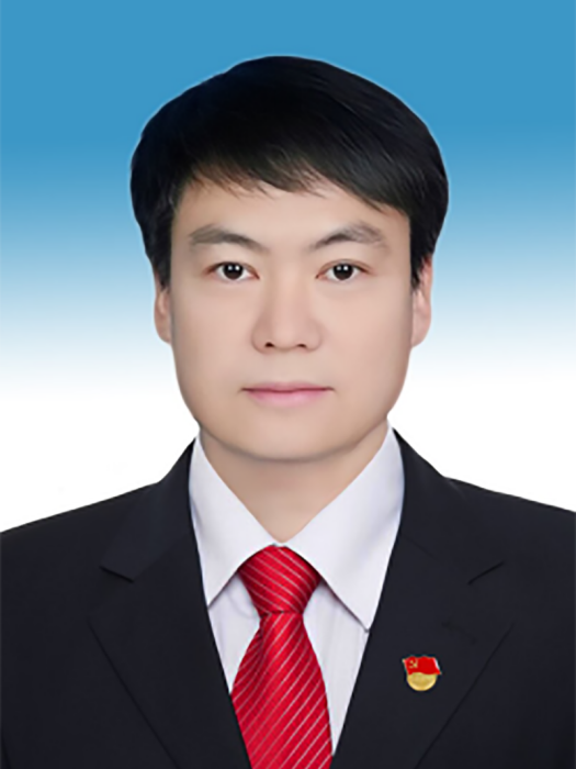 張克文(新疆維吾爾自治區哈密市伊吾縣委副書記、常務副縣長) 張克文(新疆維吾爾自治區哈密市伊吾縣委副書記、常務副縣長)