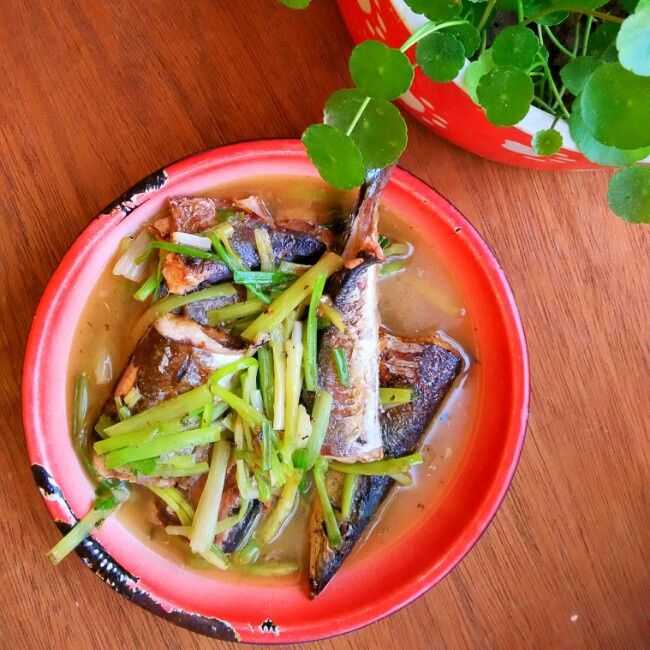 小蔥香煎秋刀魚