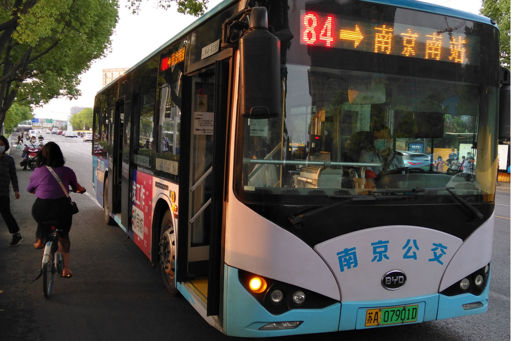 南京公交84路 南京公交84路