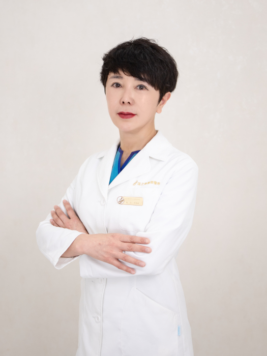 李愛麗(花之妍醫療美容整形醫院醫生) 李愛麗(花之妍醫療美容整形醫院醫生)
