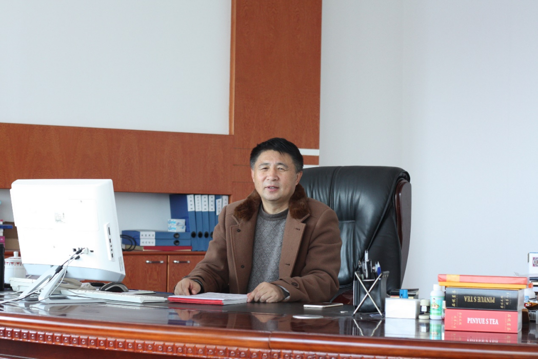 梁雙林(江蘇雙林海洋生物集團有限公司董事長) 梁雙林(江蘇雙林海洋生物集團有限公司董事長)