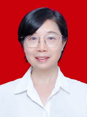 何瑛(湖南理工職業技術學院黨委委員、副院長) 何瑛(湖南理工職業技術學院黨委委員、副院長)