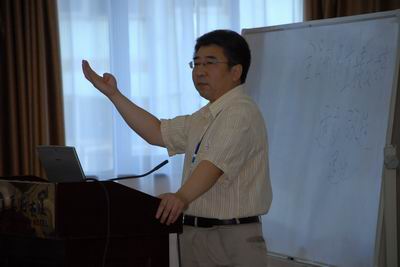 徐建華教授在湖北省講學
