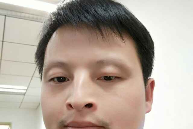 李清(評論作者) 李清(評論作者)