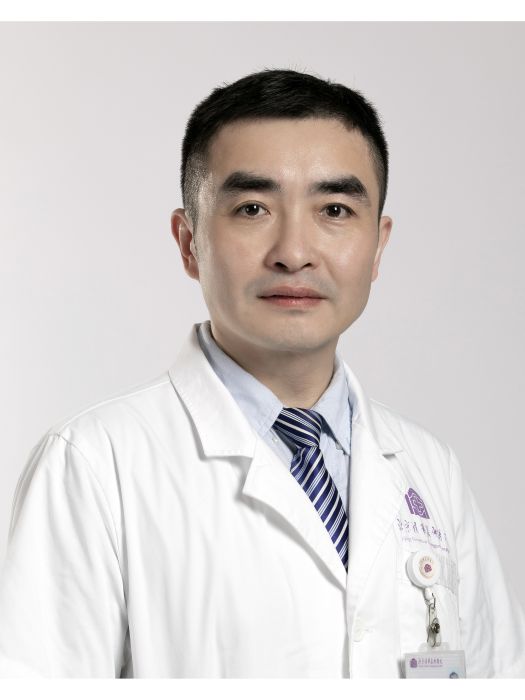 閆軍(清華大學附屬北京清華長庚醫院肝膽胰外科副主任醫師) 閆軍(清華大學附屬北京清華長庚醫院肝膽胰外科副主任醫師)