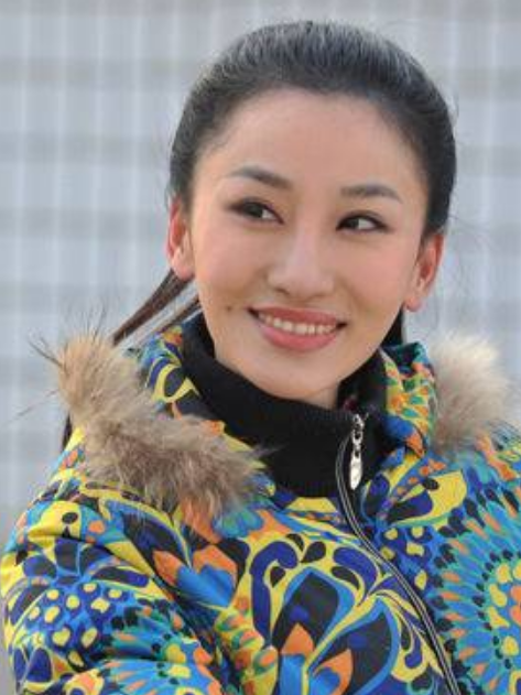 文雪梅(電視劇《大家庭》中的女性角色) 文雪梅(電視劇《大家庭》中的女性角色)