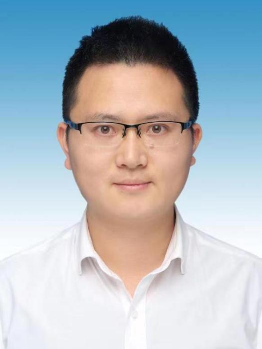 肖洋(四川省成都市都江堰市青城山鎮黨委委員、組織委員、宣傳委員、統戰委員,青城山鎮人大專職副主席) 肖洋(四川省成都市都江堰市青城山鎮黨委委員、組織委員、宣傳委員、統戰委員,青城山鎮人大專職副主席)