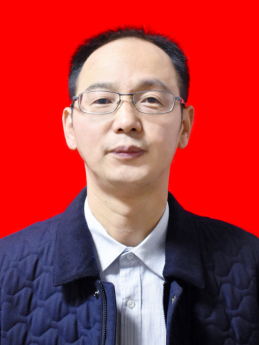 陳新明(湖南省長沙市長沙縣大數據中心黨組成員、副主任) 陳新明(湖南省長沙市長沙縣大數據中心黨組成員、副主任)