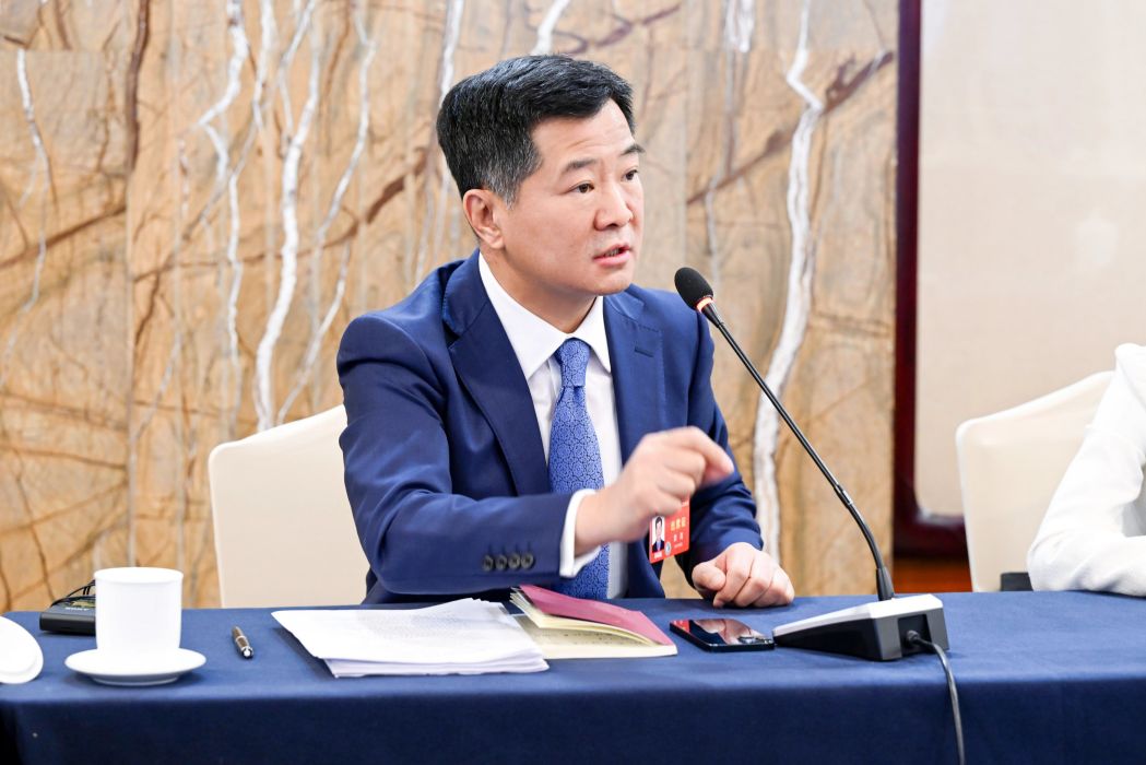黃海(吉林心臟病醫院院長、第十四屆全國人大代表) 黃海(吉林心臟病醫院院長、第十四屆全國人大代表)