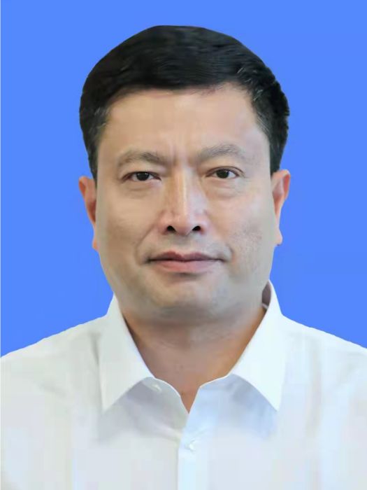 黃軍(江蘇省濱海縣人民政府副縣長、沿海工業園黨工委書記) 黃軍(江蘇省濱海縣人民政府副縣長、沿海工業園黨工委書記)