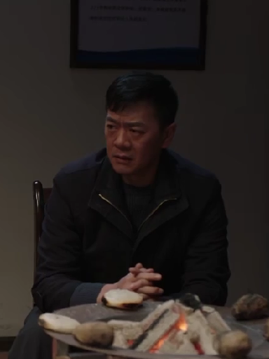 周本才(當代工業劇《沸騰的群山》中的角色) 周本才(當代工業劇《沸騰的群山》中的角色)