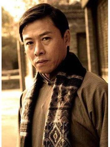 秦劍(《特殊使命》中由胡亞捷飾演的中共情報負責人) 秦劍(《特殊使命》中由胡亞捷飾演的中共情報負責人)
