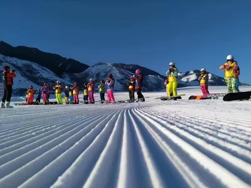 烏魯木齊白雲國際滑雪場