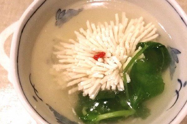 菊花豆腐煲 菊花豆腐煲