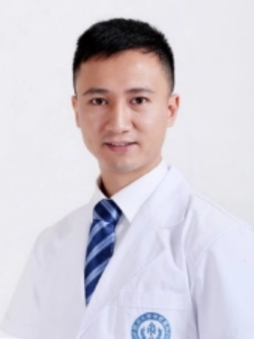 彭勇(四川大學華西醫院心臟內科副主任) 彭勇(四川大學華西醫院心臟內科副主任)