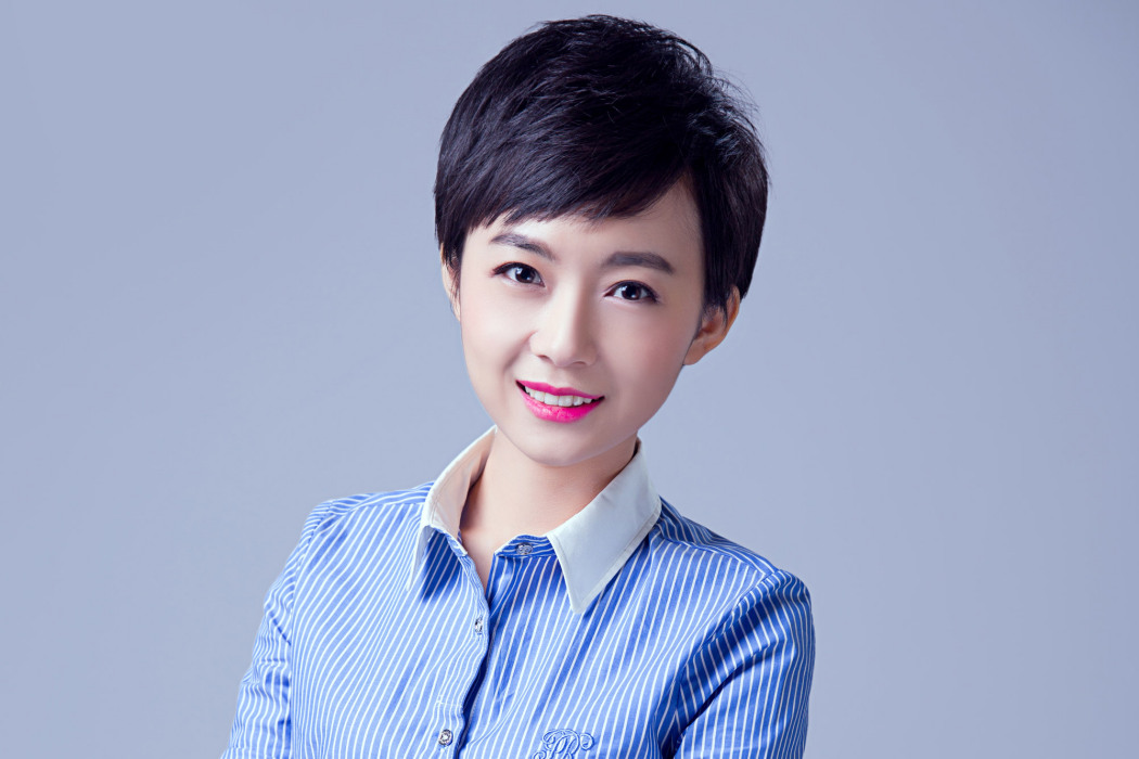 小滿(內蒙古廣播電視台主持人) 小滿(內蒙古廣播電視台主持人)