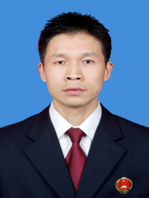 熊勇(貴州省銅仁市松桃苗族自治縣人民檢察院黨組成員、政治部主任) 熊勇(貴州省銅仁市松桃苗族自治縣人民檢察院黨組成員、政治部主任)