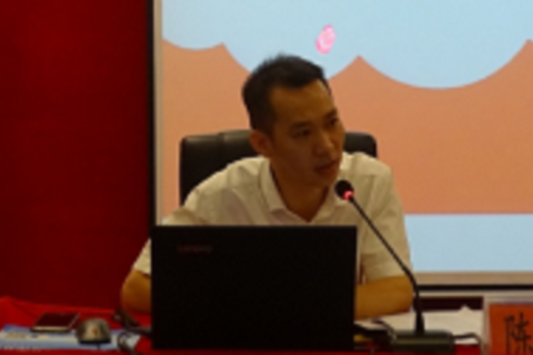 陳明(儋州市扶貧工作辦公室綜合科科長) 陳明(儋州市扶貧工作辦公室綜合科科長)