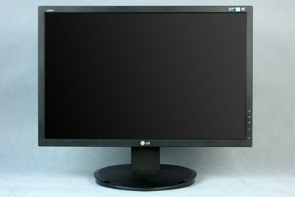 LG L204WT