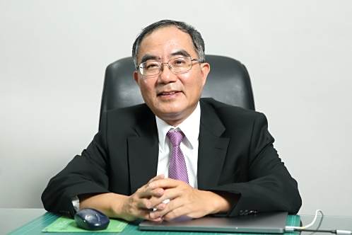 陳文章(台灣大學校長,台灣大學化學工程學系教授) 陳文章(台灣大學校長,台灣大學化學工程學系教授)