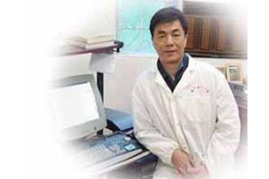 楊慶恩(中國法醫學會物證專業委員會副主任委員) 楊慶恩(中國法醫學會物證專業委員會副主任委員)