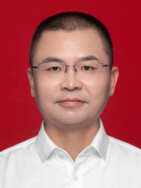李科(湖南理工職業技術學院院長、黨委副書記) 李科(湖南理工職業技術學院院長、黨委副書記)