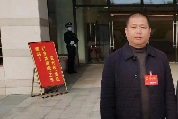 吳春福(武夷山市星村鎮黎新村黨支部書記) 吳春福(武夷山市星村鎮黎新村黨支部書記)