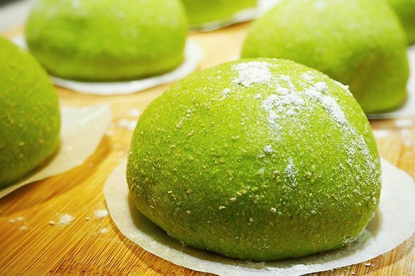 全麥菠菜包 全麥菠菜包
