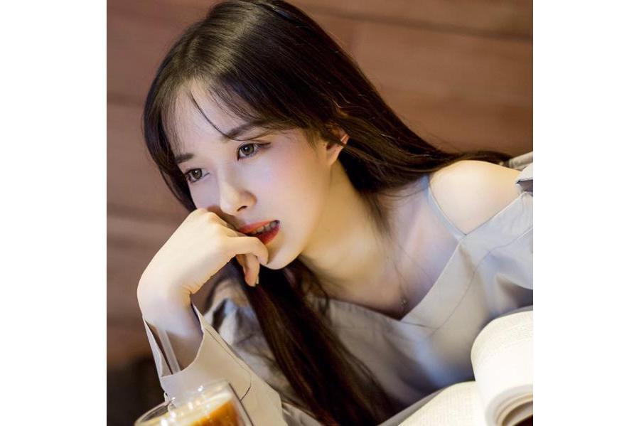 小瘦瘦 小瘦瘦