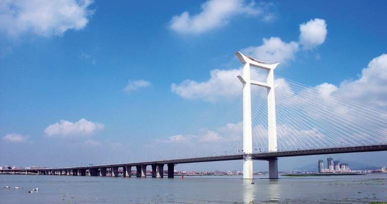 晉江大橋“開”字型橋塔