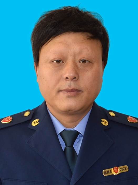 楊文強(陝西省銅川市耀州區市場監督管理局黨組成員、副局長) 楊文強(陝西省銅川市耀州區市場監督管理局黨組成員、副局長)