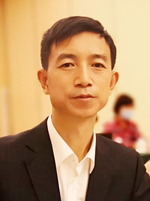 張金海(第十四屆全國人大代表,山東省東營市濕地城市建設推進中心職工) 張金海(第十四屆全國人大代表,山東省東營市濕地城市建設推進中心職工)