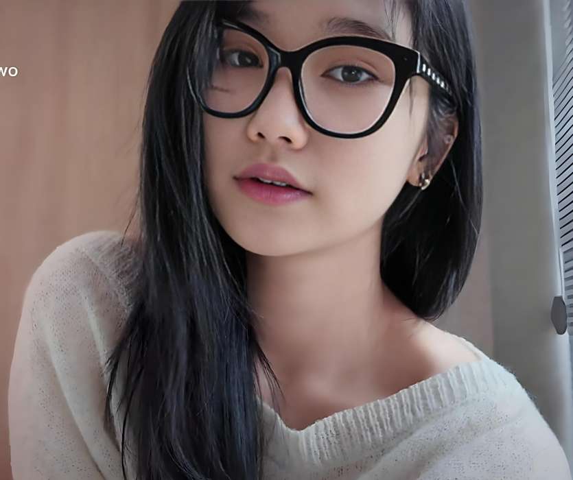 咔咔- 咔咔-