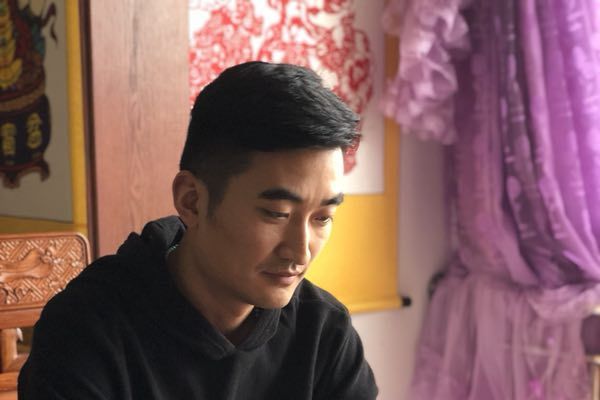 李寶恩(海陽剪紙縣級代表性傳承人) 李寶恩(海陽剪紙縣級代表性傳承人)