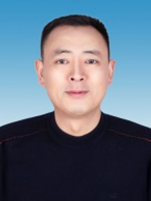肖雄(湖南省益陽市資陽區人民政府辦公室黨組成員、副主任) 肖雄(湖南省益陽市資陽區人民政府辦公室黨組成員、副主任)