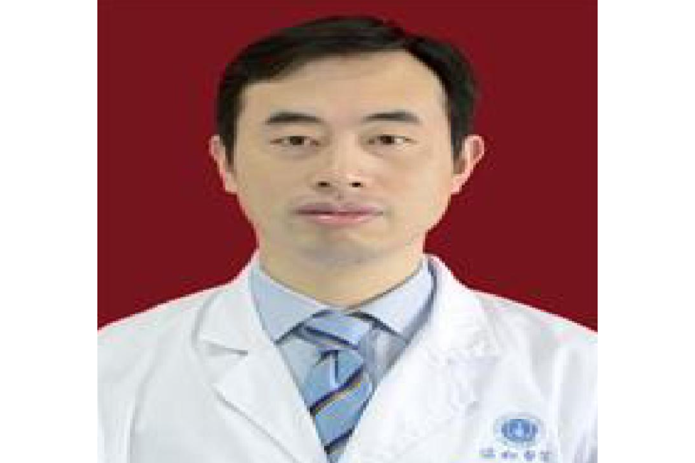 吳永超(華中科技大學同濟醫學院附屬協和醫院骨科主任醫師) 吳永超(華中科技大學同濟醫學院附屬協和醫院骨科主任醫師)