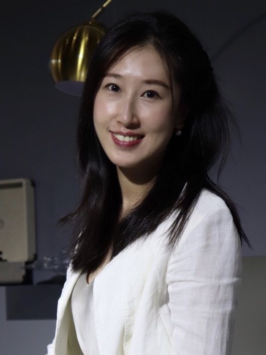 韓羽彤(天津美術家協會會員中國工筆畫學會會員) 韓羽彤(天津美術家協會會員中國工筆畫學會會員)