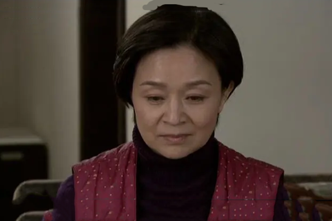 金鳳(愛情劇《合適婚姻》中的角色) 金鳳(愛情劇《合適婚姻》中的角色)