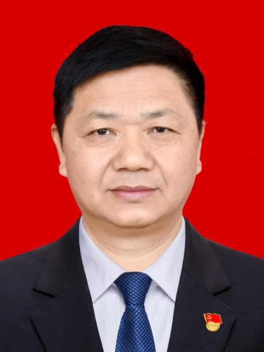 陳新林(江西省樂平市林業局黨委委員、撲火隊隊長) 陳新林(江西省樂平市林業局黨委委員、撲火隊隊長)