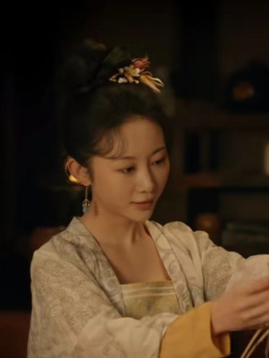 純玉(古裝探案懸疑劇《大唐狄公案》中的角色) 純玉(古裝探案懸疑劇《大唐狄公案》中的角色)