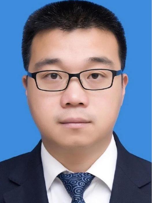 王欣東 王欣東