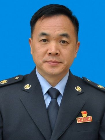 王強(四川省資陽市樂至縣稅務局黨委書記、局長)