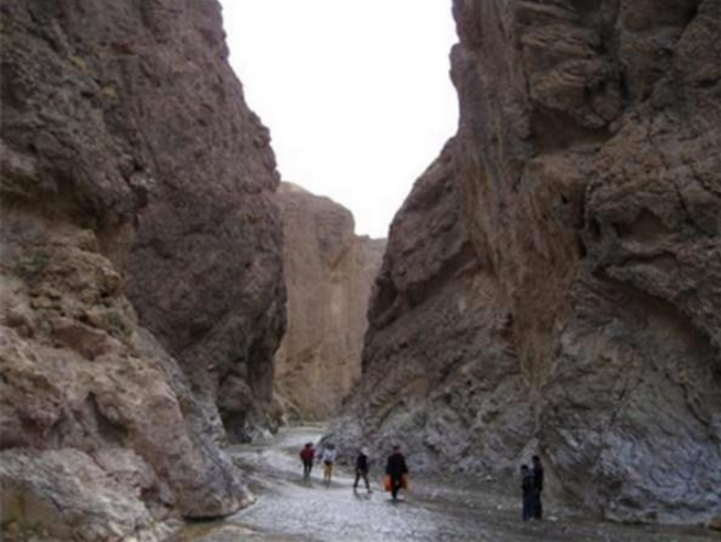 新疆阿圖什大峽谷