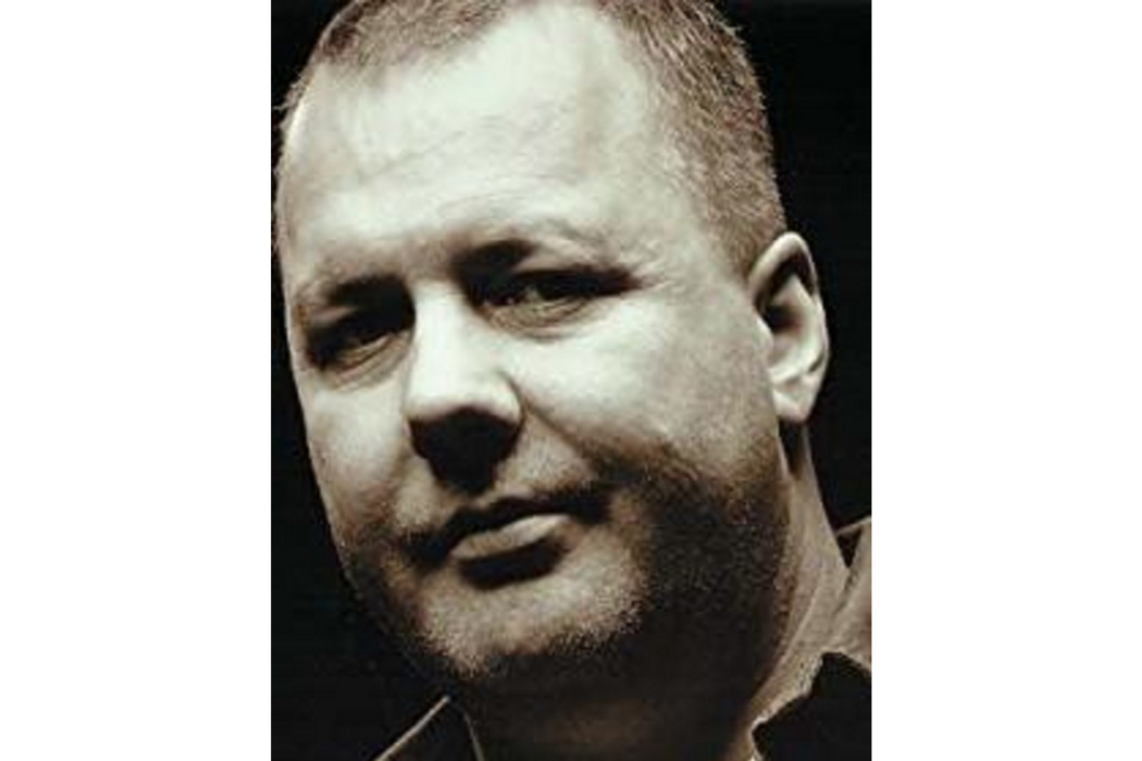 Neil Thompson Neil Thompson