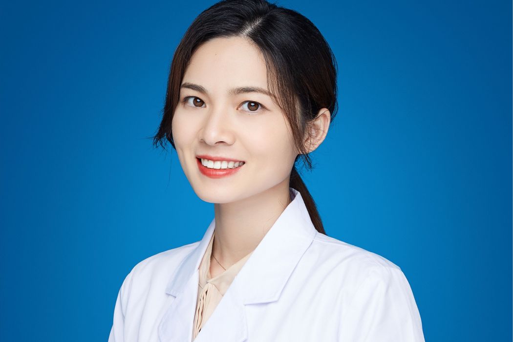 文呈呈 文呈呈