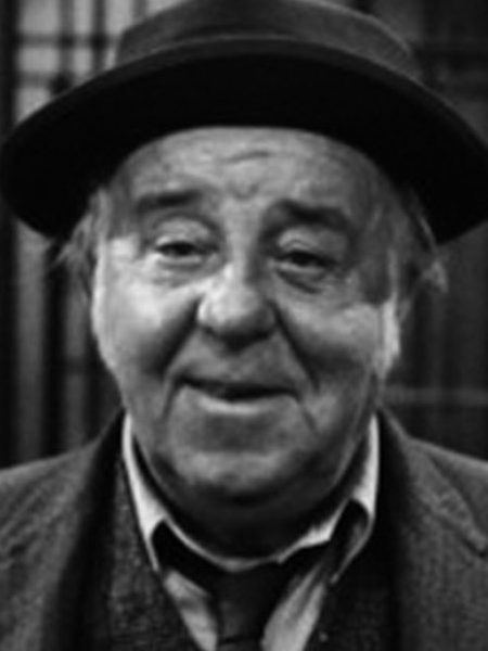 J·帕特·奧馬利(J. Pat O'Malley) J·帕特·奧馬利(J. Pat O'Malley)