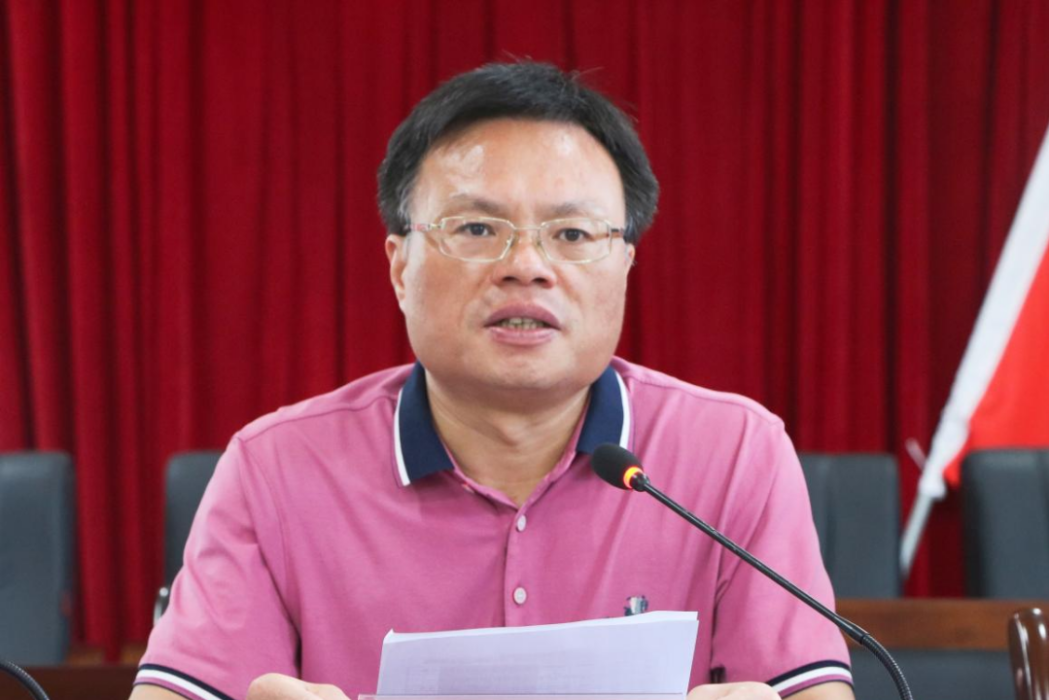 陳永忠(泉州市安溪縣藍田鄉黨委書記) 陳永忠(泉州市安溪縣藍田鄉黨委書記)