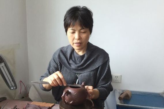 范麗華(工藝美術師) 范麗華(工藝美術師)
