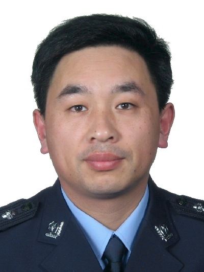 王海峰(山東省東營市廣饒縣公安局局領導,四級高級警長) 王海峰(山東省東營市廣饒縣公安局局領導,四級高級警長)